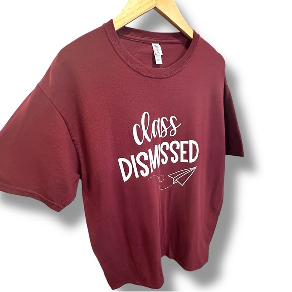 Jerzees Dri-Power “Class Dismissed” Graphic Tee – Maroon - Picture 1 of 6